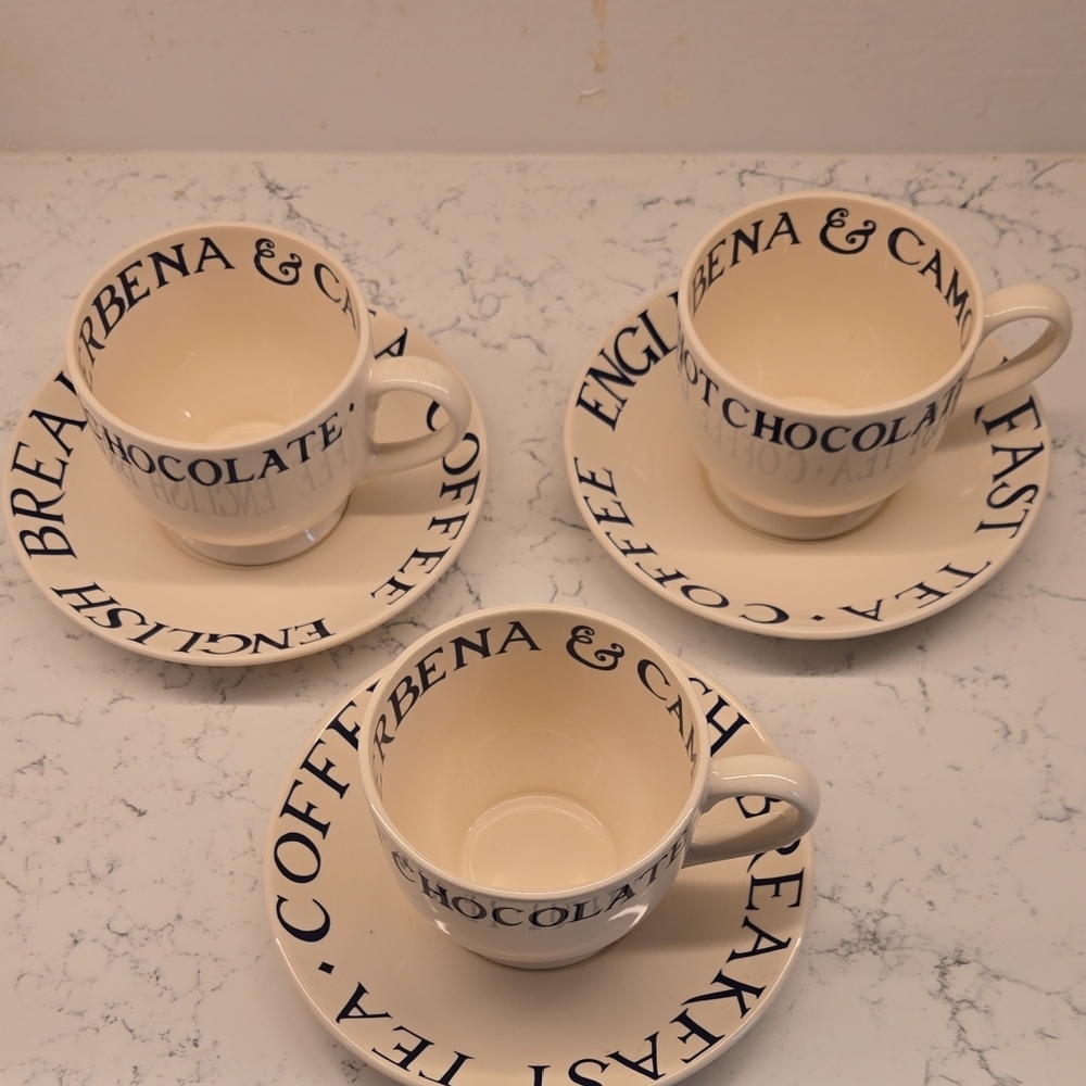 Bridgewater Cream Teacup with Navy Text